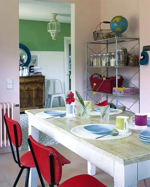 Комната, Дизайн интерьера, Зеленый, Стол, Мебель, Дизайн интерьера, Столовая, Светильник, Чирок, Стул,