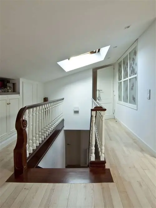 Дерево, Этаж, Настил, Комната, Лиственных пород, Дизайн интерьера, Лестницы, Недвижимость, Морилка, Деревянный настил,