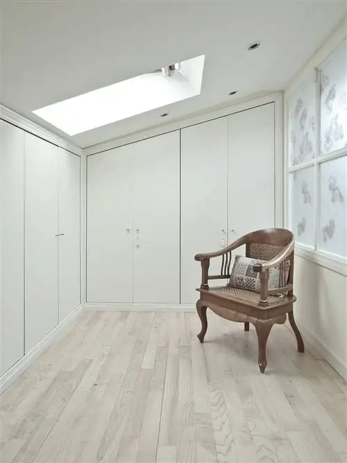 Дерево, Этаж, Комната, Лиственных пород, Настил, Потолок, Стена, Светильник, Деревянный настил, Светильник,