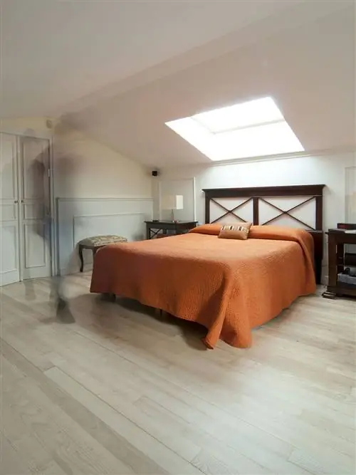 Этаж, Освещение, Комната, Дерево, Дизайн интерьера, Кровать, Текстиль, Пол, Стена, Постельные принадлежности,