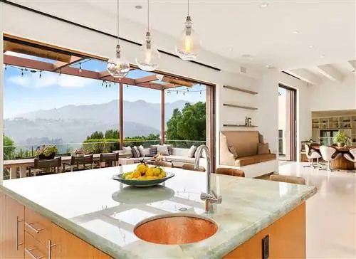 Дом Криса Хемсворта и Эльзы Патаки в Малибу