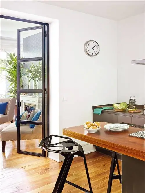 Комната, Мебель, Дизайн интерьера, Недвижимость, Стол, Здание, Дом, Гостиная, Стена, Столовая,