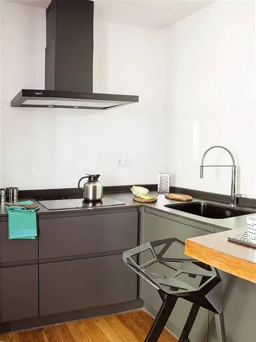 Комната, Мебель, Столешница, Кухня, Недвижимость, Дизайн интерьера, Кухонная плита, Краснодеревщик, Здание, Дом,