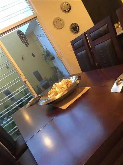 Тарелка, дверь, закуска, выпечка, морилка, краснодеревщик, дневной свет, домашняя дверь, еда, основной продукт питания,