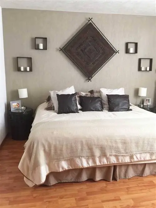 Дерево, Кровать, Комната, Пол, Освещение, Дизайн интерьера, Недвижимость, Стена, Пол, Текстиль,