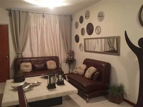 Дерево, Дизайн интерьера, Комната, Пол, Гостиная, Стена, Дом, Мебель, Диван, Стол,