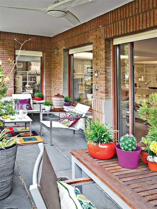 Вазон, Растение, Потолок, Дизайн интерьера, Дизайн интерьера, Светильник, Комнатное растение, Кирпич, Светильник, Сад,