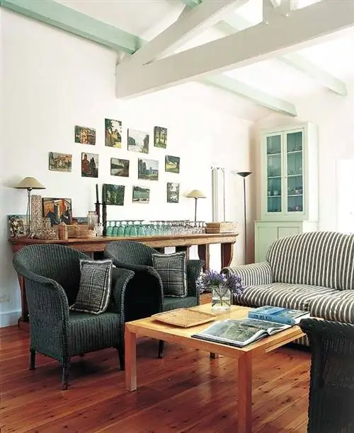 Дерево, Комната, Зеленый, Дизайн интерьера, Этаж, Пол, Паркет, Мебель, Стол, Потолок,