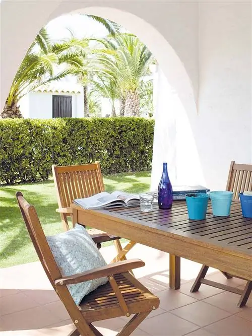 Дерево, Мебель, Садовая мебель, Лиственных пород, Стул, Дом, Главная, Бутылка, Дизайн, Подлокотник,