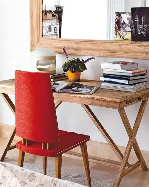 Мебель, Стол, Комната, Красный, Письменный стол, Стул, Дизайн интерьера, Столовая, Журнальный столик, Материальное имущество,