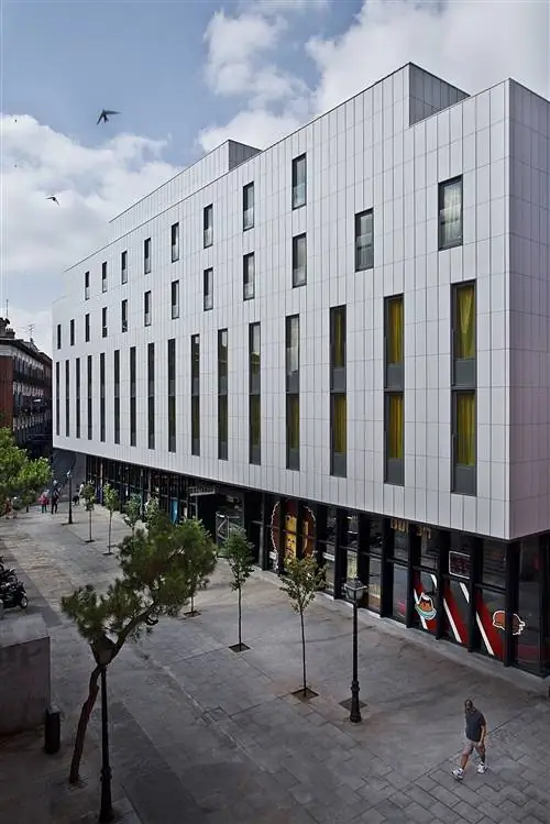 Отель Бастардо в Маласанье