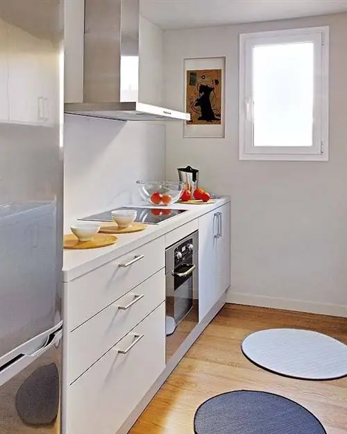 Комната, Этаж, Пол, Дизайн интерьера, Белый, Крупный прибор, Краснодеревщик, Кухня, Ящик, Кухонный прибор,