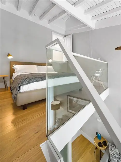 Дерево, Комната, Дизайн интерьера, Недвижимость, Этаж, Стена, Потолок, Кровать, Лиственных пород, Настил,