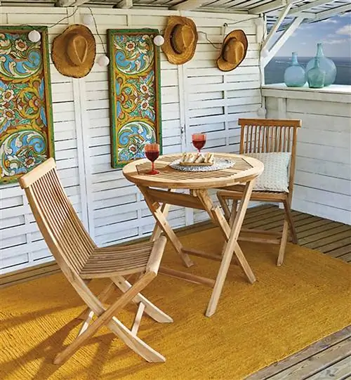 Терраса с видом на море