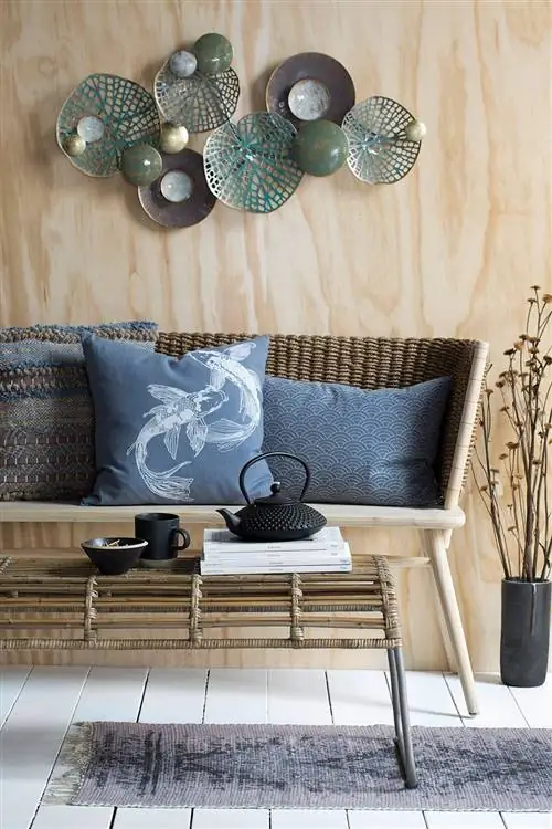 украшать стены