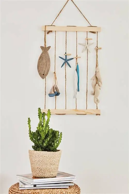 украшать стены