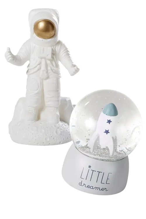 Детские украшения: космонавт