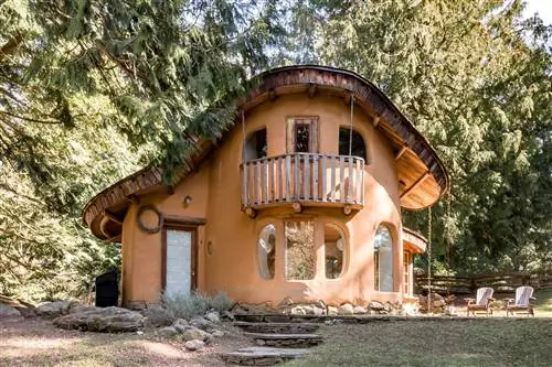 Коттедж Cob размещен на Airbnb