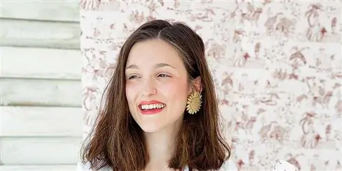 Хелена Агусти Санахуджа, из Кордонне
