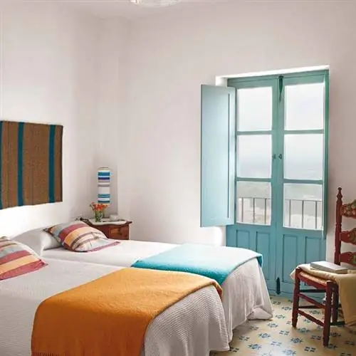 Комната, Дизайн интерьера, Зеленый, Кровать, Пол, Постельные принадлежности, Текстиль, Спальня, Стена, Мебель,