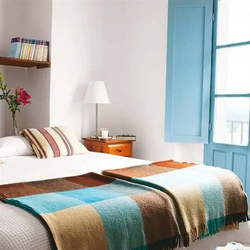 Синий, Комната, Кровать, Дизайн интерьера, Постельные принадлежности, Зеленый, Недвижимость, Спальня, Текстиль, Простыня,