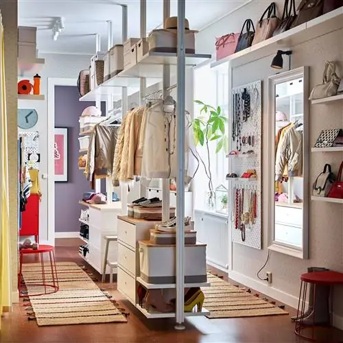 гардеробная комната