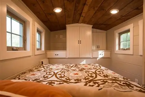 Портативный мини-дом в деревенском стиле