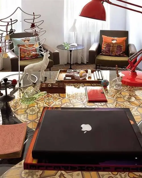 Комната, Дизайн интерьера, Электронное устройство, Часть ноутбука, Технологии, Стол, Мебель, Гостиная, Главная, Компьютерный аксессуар,