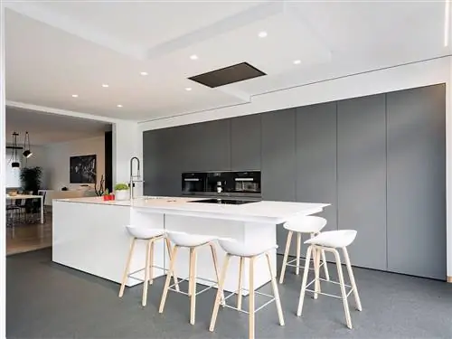 Этаж, Комната, Дизайн интерьера, Напольное покрытие, Белый, Стол, Потолок, Стена, Мебель, Стекло,