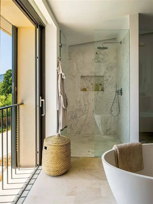 Ванная, Этаж, Комната, Недвижимость, Дизайн интерьера, Плитка, Стена, Желтый, Архитектура, Дом,