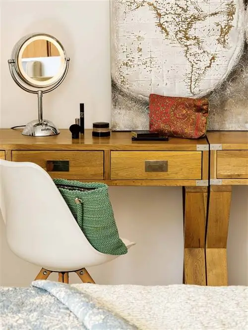 Комната, Дизайн интерьера, Текстиль, Мебель, Стол, Стена, Ящик, Постельное белье, Дизайн интерьера, Аксессуары для дома,