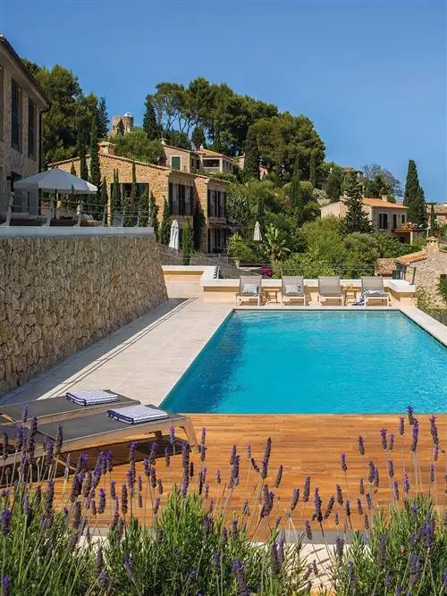 Бассейн, Недвижимость, Лазурь, Курорт, Отпуск, Здание, Туризм, Дерево, Досуг, Лето,