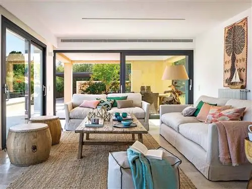 Дизайн интерьера, Комната, Пол, Гостиная, Дом, Стена, Диван, Мебель, Потолок, Дизайн интерьера,