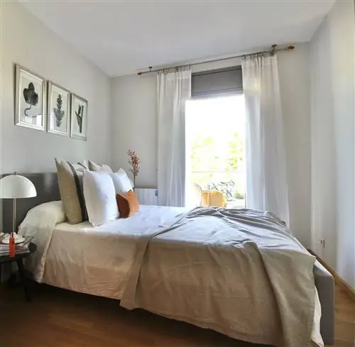 главная спальня квартиры eixample в барселоне