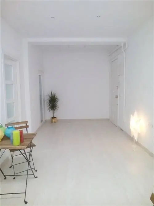 Комната, Этаж, Настил, Стена, Потолок, Дизайн интерьера, Светильник, Серый, Главная, Краска,