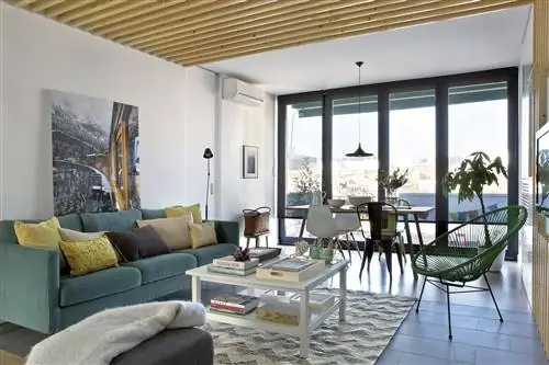 70-метровый этаж: Гостиная с выходом на террасу