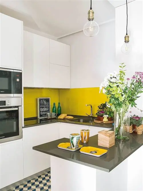 Комната, Кухня, Столешница, Желтый, Мебель, Недвижимость, Дизайн интерьера, Зеленый, Краснодеревщик, Дом,