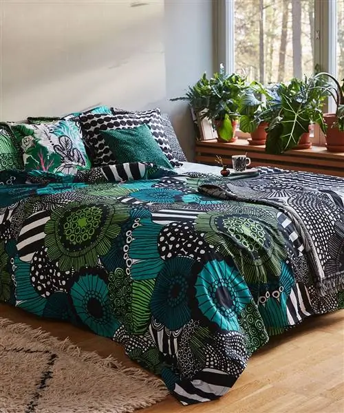 Постельное белье Marimekko с экзотическим принтом Постельное белье Marimekko с экзотическим принтом