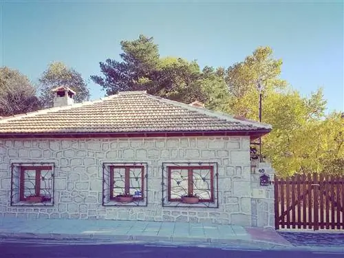 Дом, Небо, Главная, Недвижимость, Здание, Дерево, Архитектура, Облако, Сельская местность, Недвижимость,
