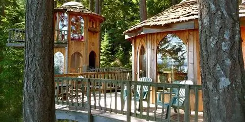 Дом на дереве, построенный лесными феями