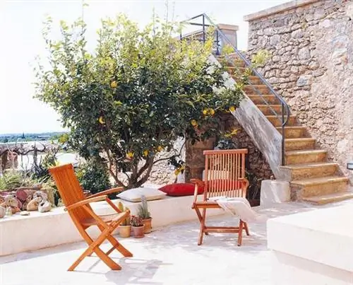 Лестницы, Мебель, Садовая мебель, Каменная стена, Цитрусовые, Подлокотник, Уличная мебель, Кирпич, Апельсин, Патио,