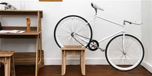 Где и как хранить велосипед дома? Гениальные идеи и решения
