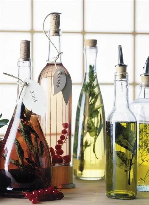 Бутылка, Стеклянная бутылка, Бутылка вина, Продукт, Ликер, Алкоголь, Посуда, Напиток, Стакан, Оливковое масло,
