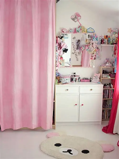 Розовый, Занавес, Дизайн интерьера, Комната, Обработка окон, Мебель, Текстиль, Этаж, Обои, Спальня,