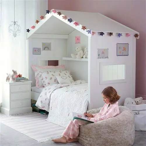 Кровать, Спальня, Комната, Мебель, Розовый, Товар, Простыня, Каркас кровати, Дизайн интерьера, Стена,
