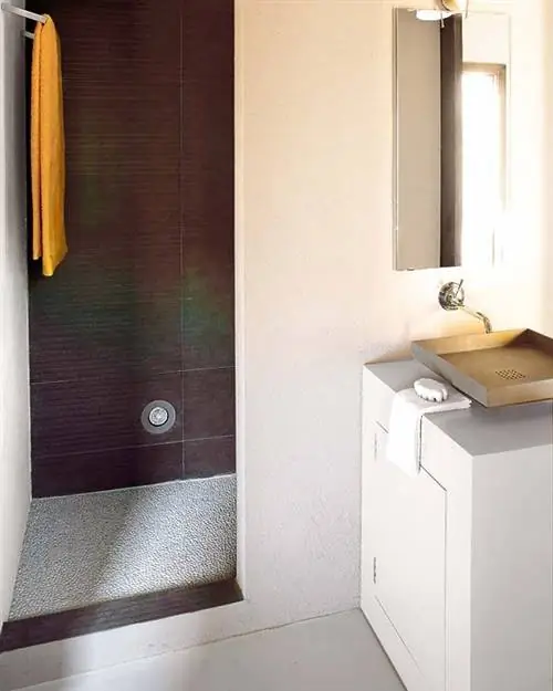 Комната, Недвижимость, Стена, Пол, Дизайн интерьера, Светильник, Композитный материал, Домашняя дверь, Бытовая техника, Зеркало,