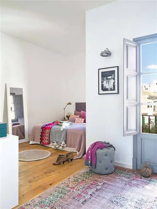 Комната, Дизайн интерьера, Текстиль, Пол, Белье, Стена, Фиолетовый, Пол, Потолок, Серый,