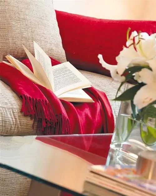 Лепесток, Текстиль, Цветок, Стол, Букет, Срезанные цветы, Кармин, Центральная часть, Полотно, Цветковое растение,