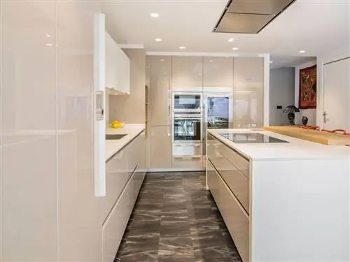 Этаж, Комната, Дизайн интерьера, Напольное покрытие, Сантехника, Недвижимость, Архитектура, Белый, Кухонная раковина, Стекло,