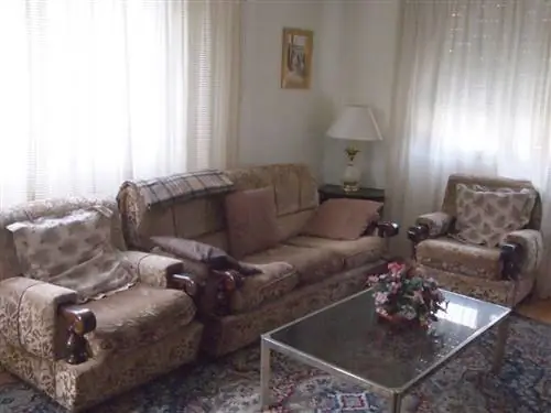 Дизайн интерьера, Коричневый, Комната, Гостиная, Дерево, Мебель, Дом, Стена, Диван, Стол,